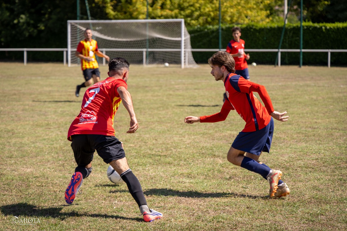 Duel aérien lors d'un match